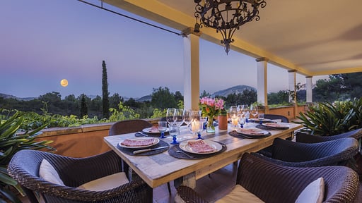 Villa Can Punxa Dalt Обеденная зона 2