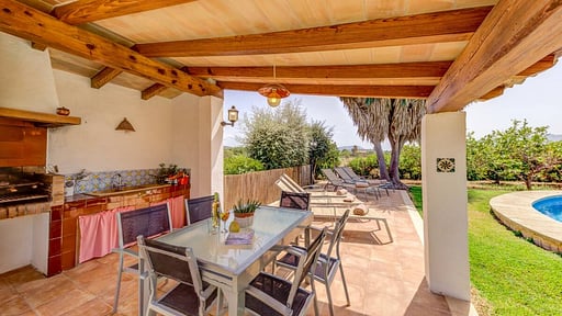 Villa Can Salas Dining area