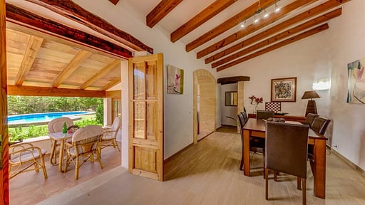 Villa Can Salas Dining area