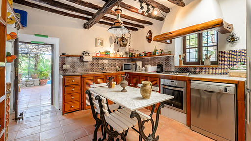 Villa Can Sarrio Cuisine