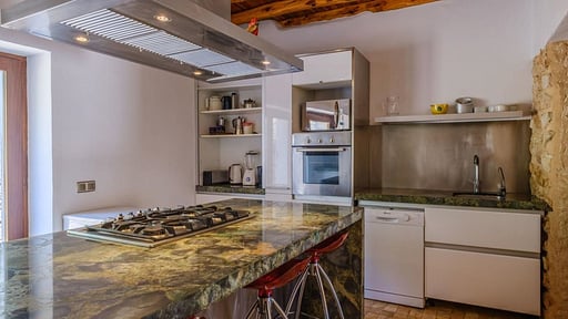 Villa Can Savasana Kitchen