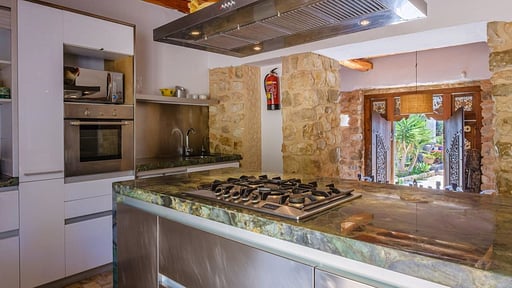Villa Can Savasana Kitchen