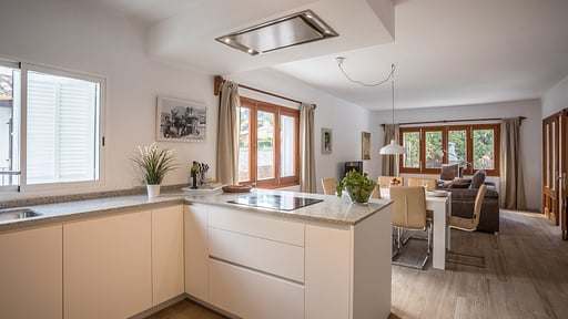 Villa Ca'n Sohn Kitchen