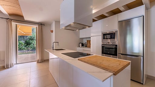 Villa CAN SORT Кухня