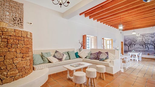 Villa Can Sunyer Living room