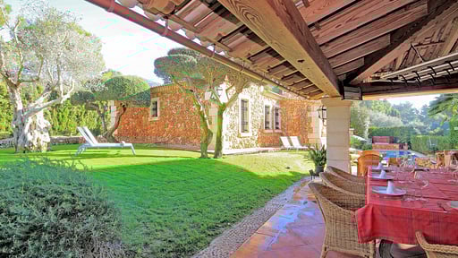 Villa Can Tomeu Dining area