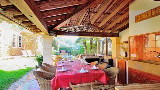 Villa Can Tomeu Dining area