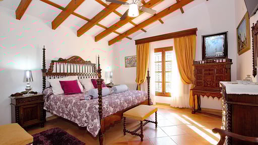 Villa Can Tomeu Bedroom 1