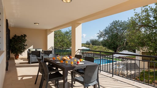 Villa Can Toni - Aguas Blancas Terrace/Veranda 