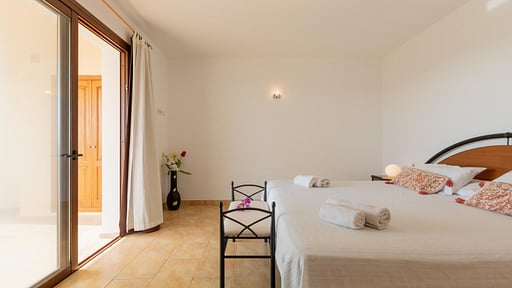 Villa Can Toni - Aguas Blancas Bedroom 1