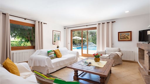 Can Toni Living room