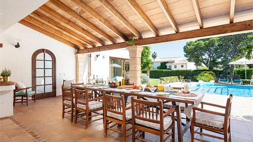 Can Toni Dining area