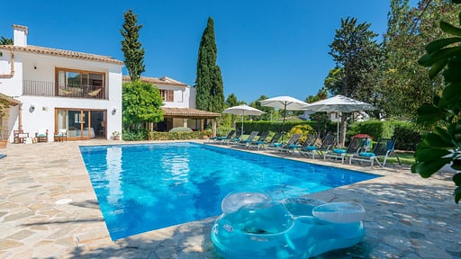 Can Toni Swimming pool