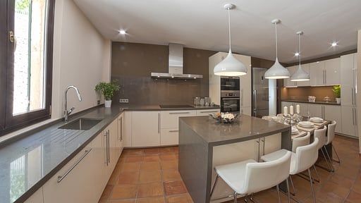 Villa Can Verde Кухня