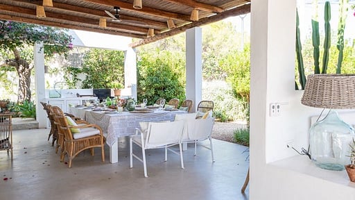 Villa Can Vicky Dining area