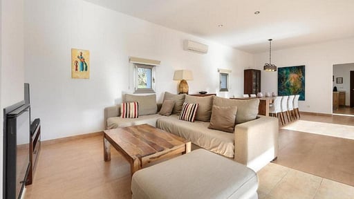 Villa Can Vinyes Living room