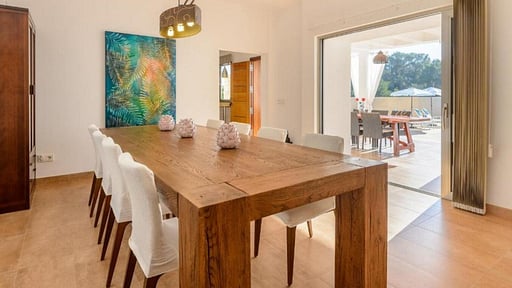 Villa Can Vinyes Dining area