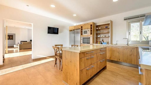Villa Can Vinyes Kitchen