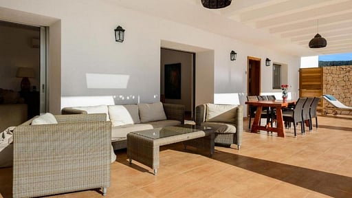 Villa Can Vinyes Terrace/Veranda