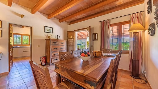 Villa Can Vista Обеденная зона