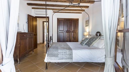 Villa Can Winando Спальня 1