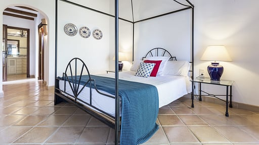 Villa Can Winando Спальня 4