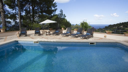 Villa Can Winando Бассейн