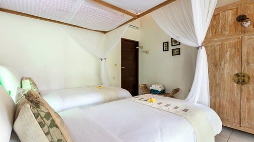 Villa Candi Kecil Empat Dormitorio 2