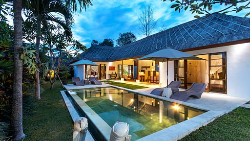 Villa Candi Kecil Tujuh Swimming pool 1