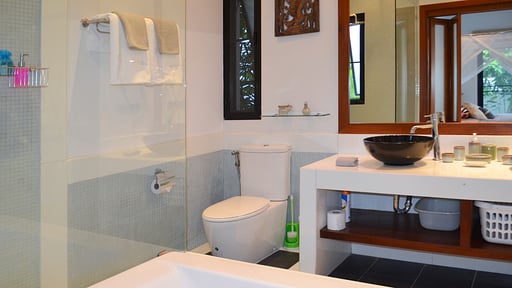 Villa Cannes Bedroom 2