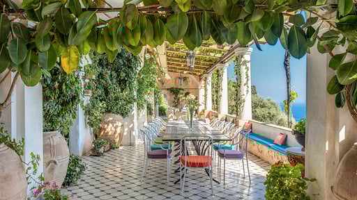 Villa Canonica Dining area