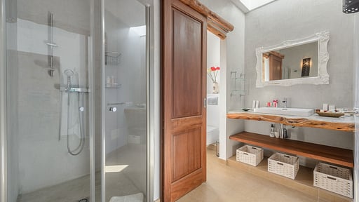 Villa Canoren Schlafzimmer 1