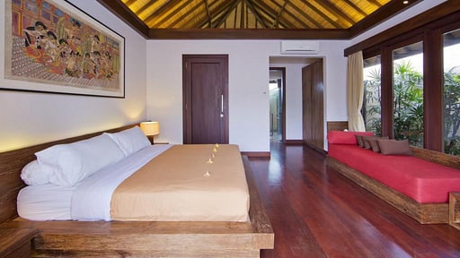 Villa Canthy Bedroom 1