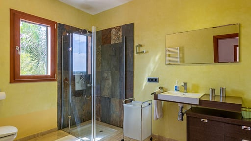 Villa Canvida Bedroom 1