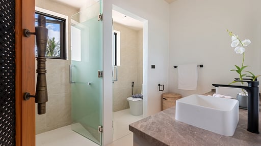 Villa Caprice Bedroom 4