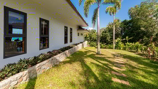 Villa Caprice Garden