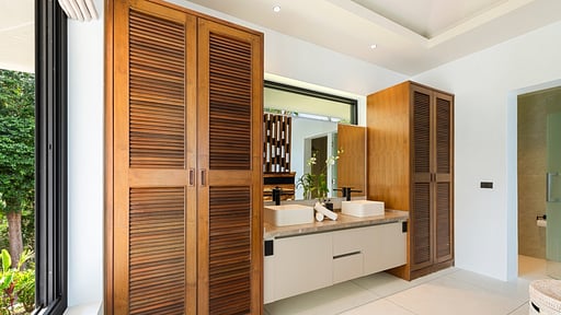 Villa Caprice Bedroom 1