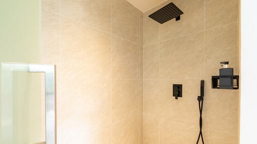 Villa Caprice Bedroom 1