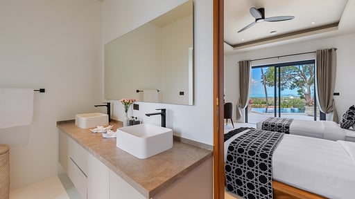 Villa Caprice Bedroom 3