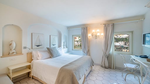 Villa Capuleti Bedroom 6