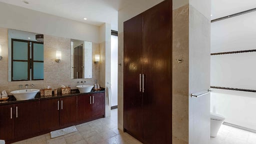 Villa Cara Bedroom 1