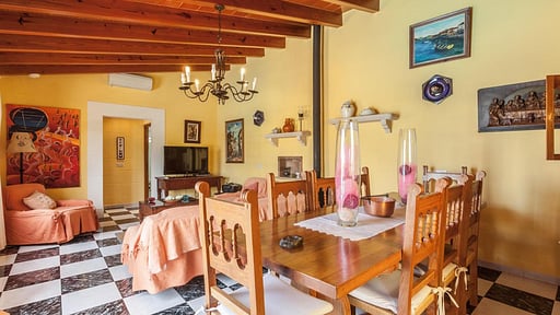 Villa Carmine Dining area