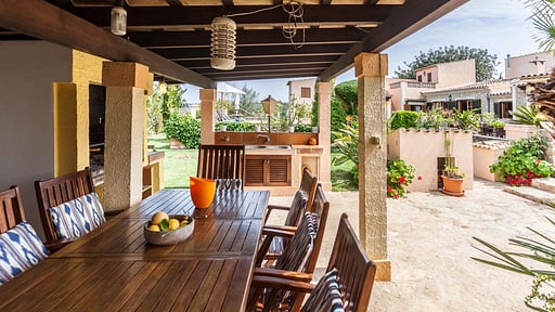 Villa Carmine Dining area
