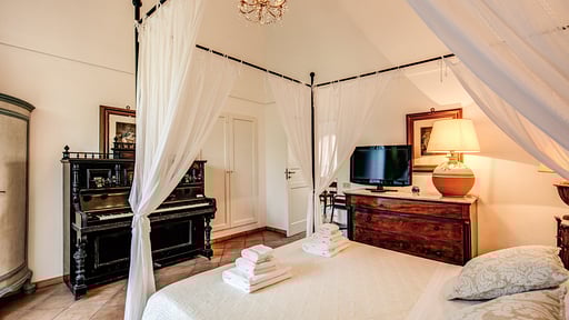 Villa Cartenì Bedroom 1