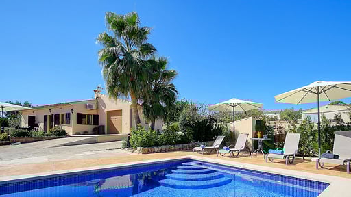 Villa Cas Frares Бассейн