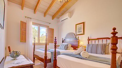 Villa Cas Frares Спальня 2