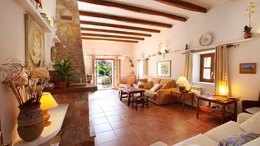 Cas Mal Ric Living room