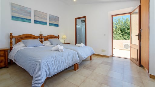 Cas Teuler Petit Bedroom 2