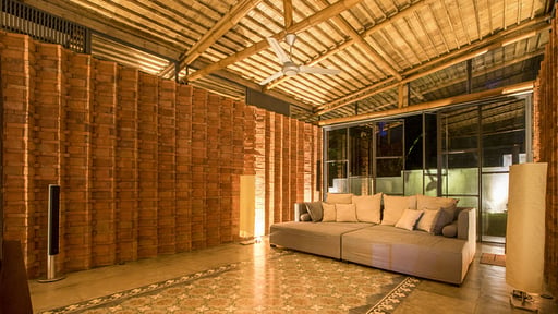 Villa Casablancka Media room