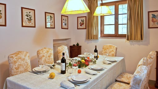 Villa Casavecchia 8 Dining area 
